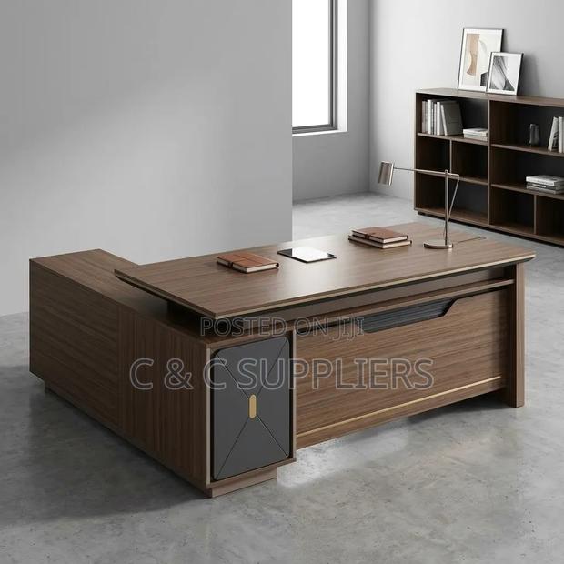 L-Shaped Advanced CEO Table-1800mm
