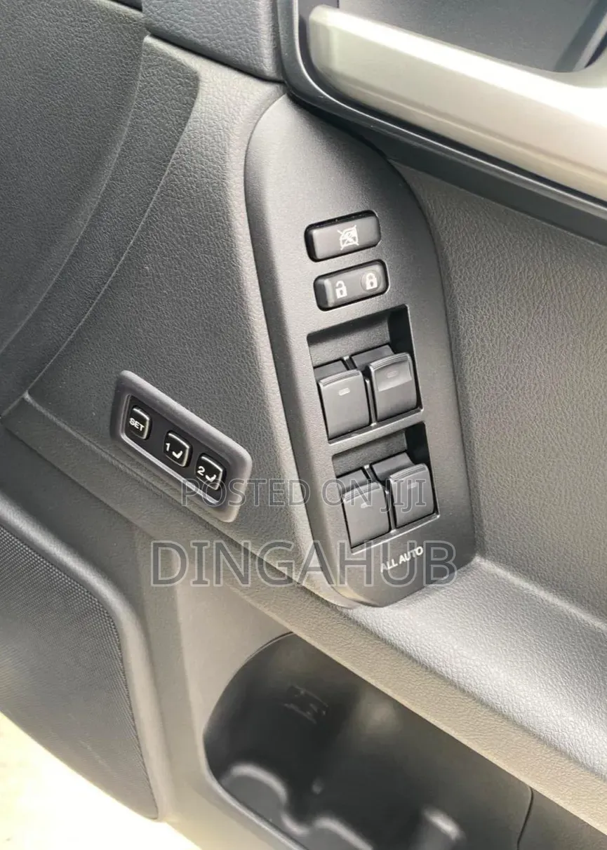 Toyota Land Cruiser Prado 2020 White