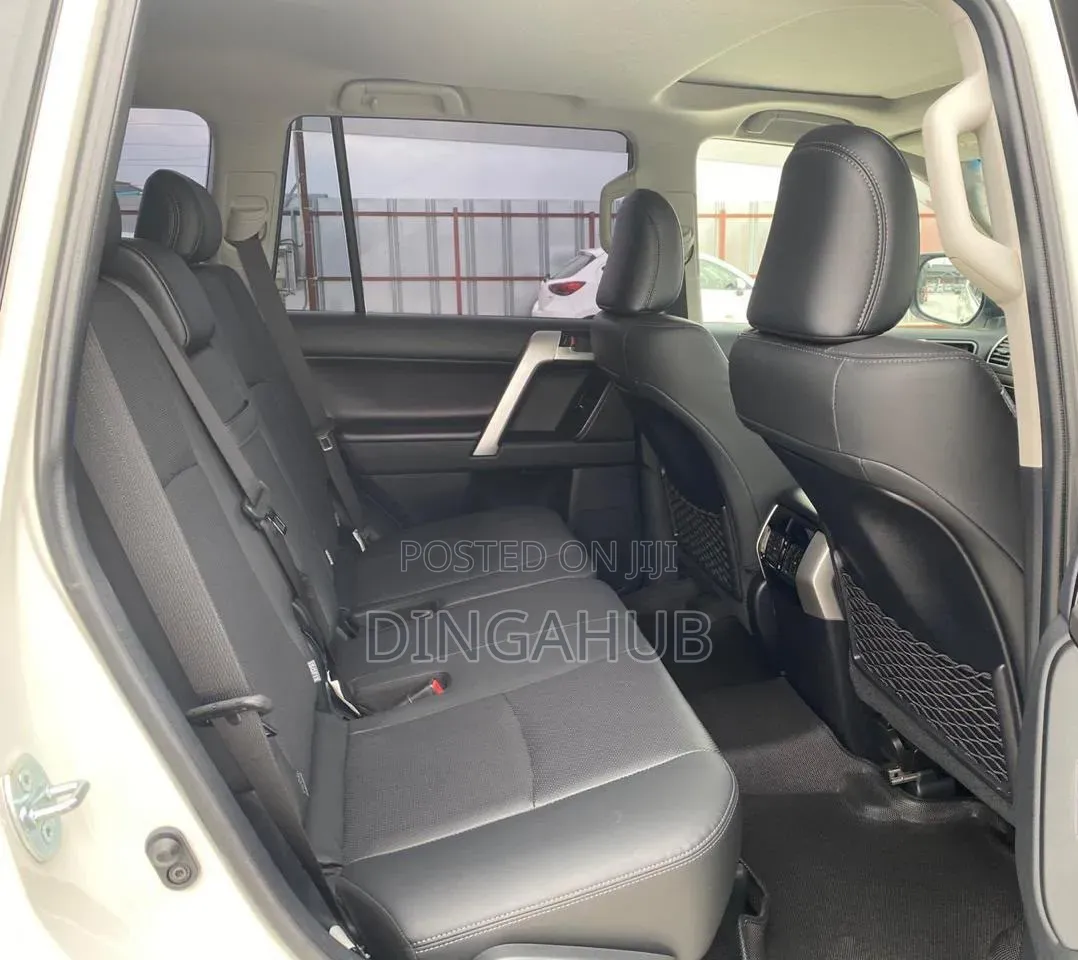 Toyota Land Cruiser Prado 2020 White