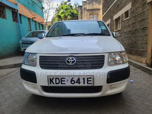 Toyota Succeed SV Premium 2014 White