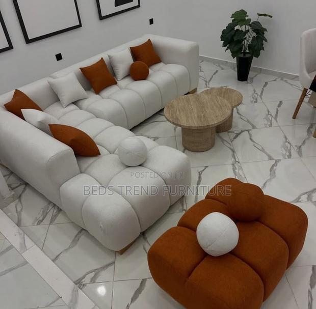 6-Seater L Seat White Bubble Design With Footrest