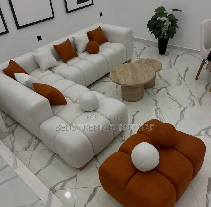 6-Seater L Seat White Bubble Design With Footrest