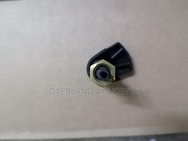 Front Windscreen Washer Twin-Nozzle - thumbnail 4