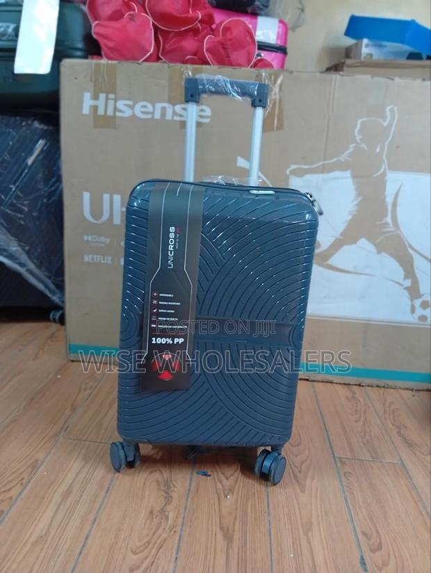 Unbreakble Luxurious Rubber Suitcase Small - thumbnail 2