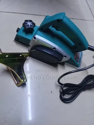 Makita Electric Planer 600watts