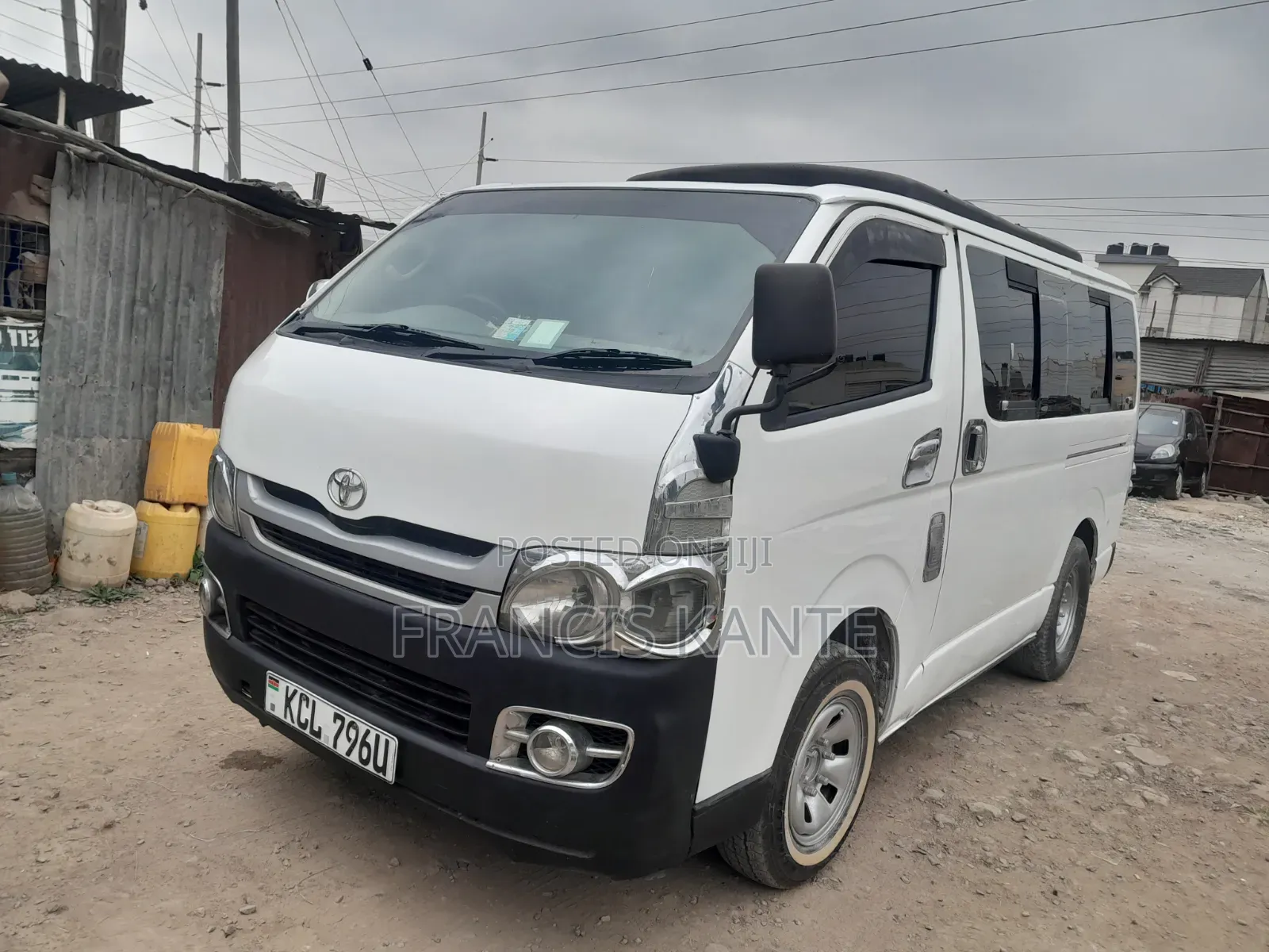 Toyota HiAce 2010 White