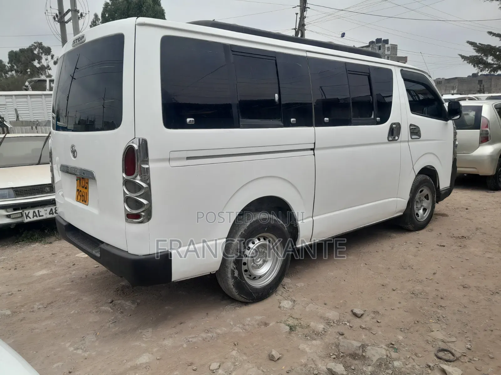 Toyota HiAce 2010 White