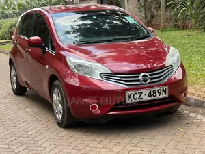 Nissan Note 2013 Red
