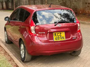 Nissan Note 2013 Red