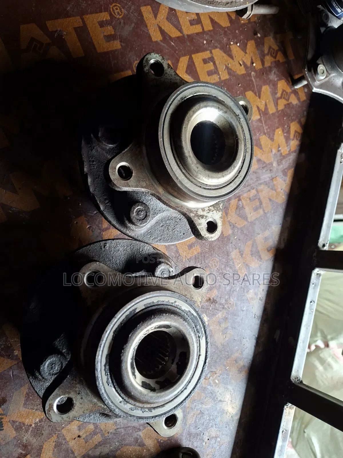Rear Hub Range Rover Sport