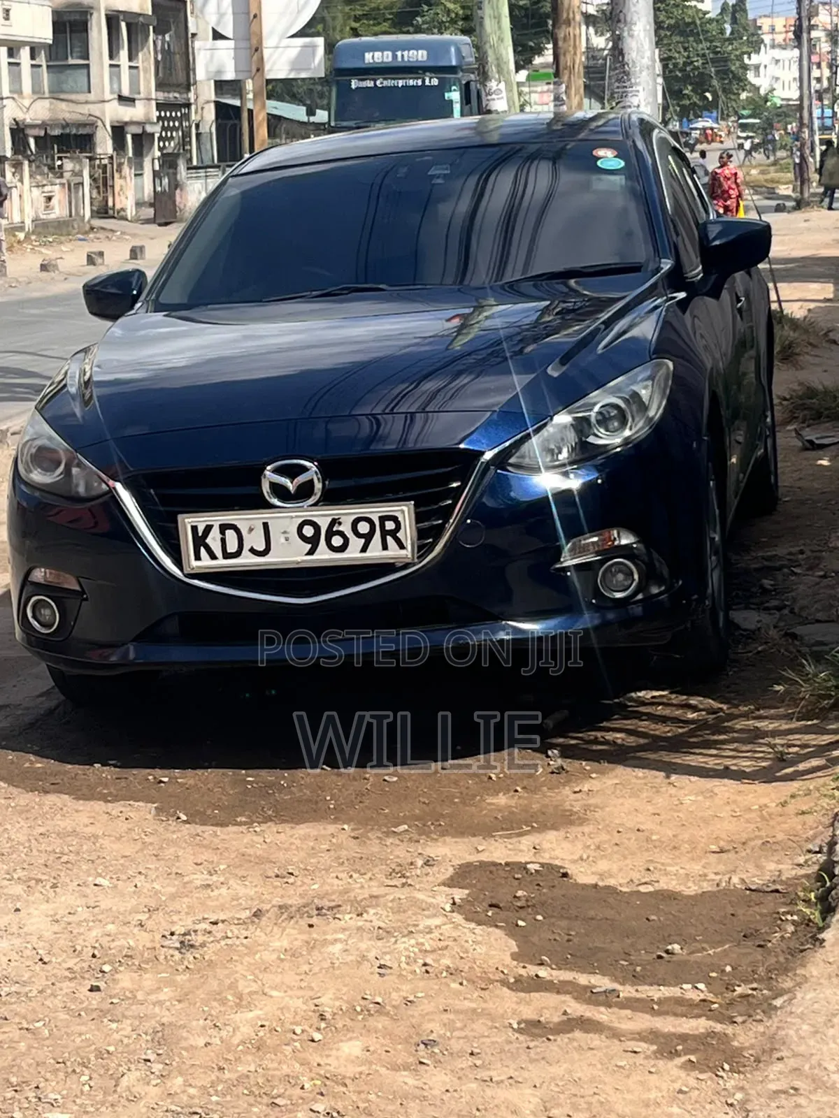 Mazda Axela 2015 Blue