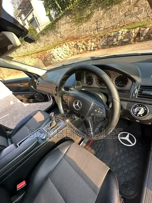 Mercedes-Benz C200 2008 White