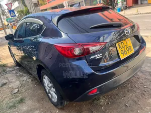 Mazda Axela 2015 Blue