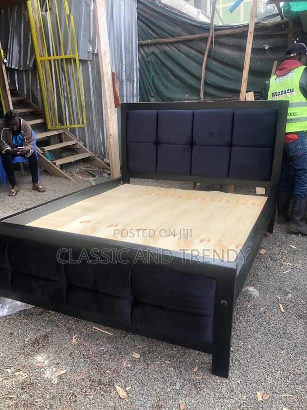 Elegant 5x6 Mocket Bed Black