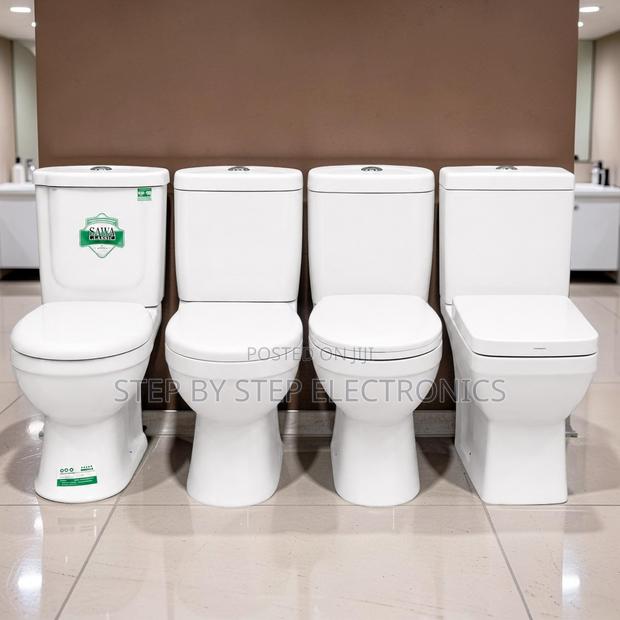 Water Saving Dual Flush Ceramic Toilet for Modern Bathrooms