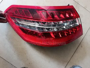 W212 Taillight