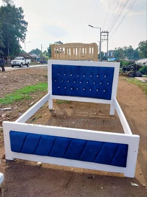 Blue Tufted Bed ( Mocketbeds) 5x6