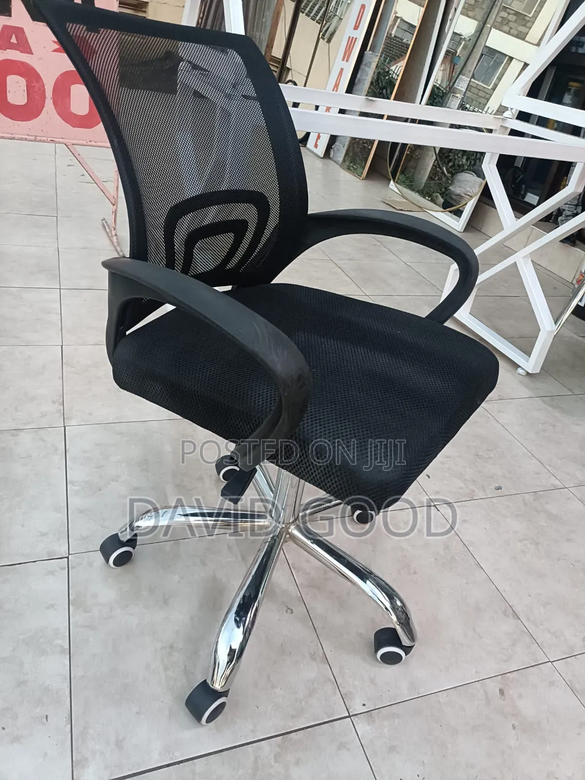 Mesh Chair Adj