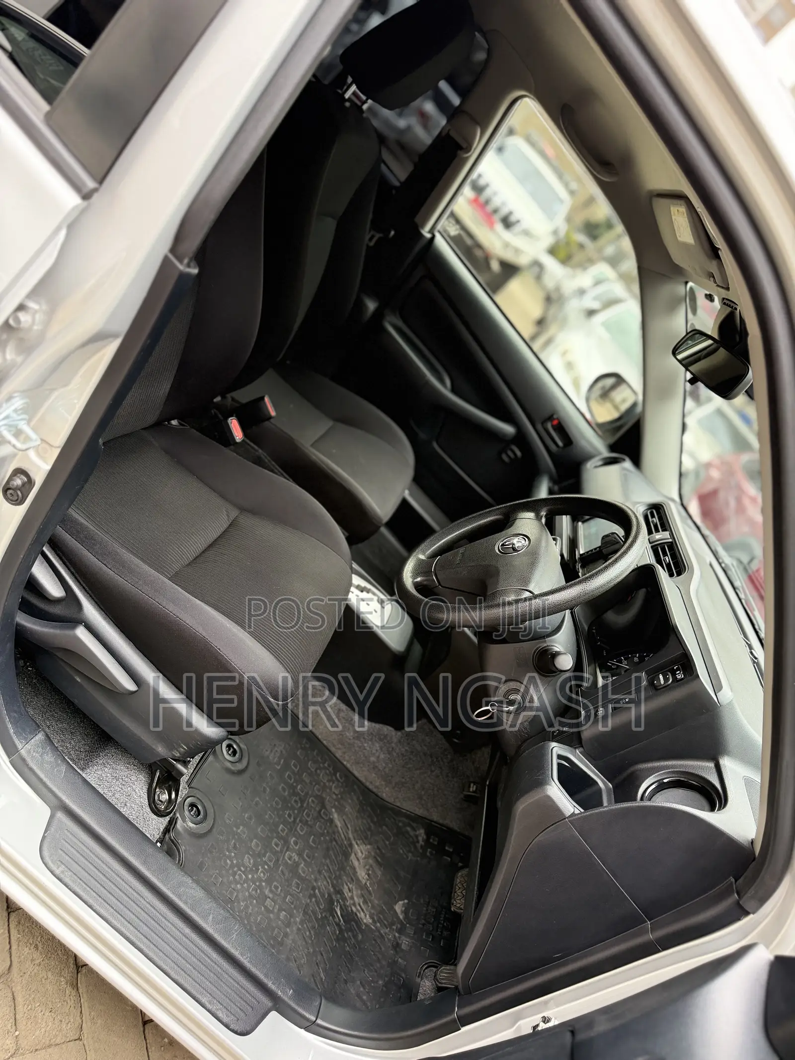 Toyota Probox 2022 Silver