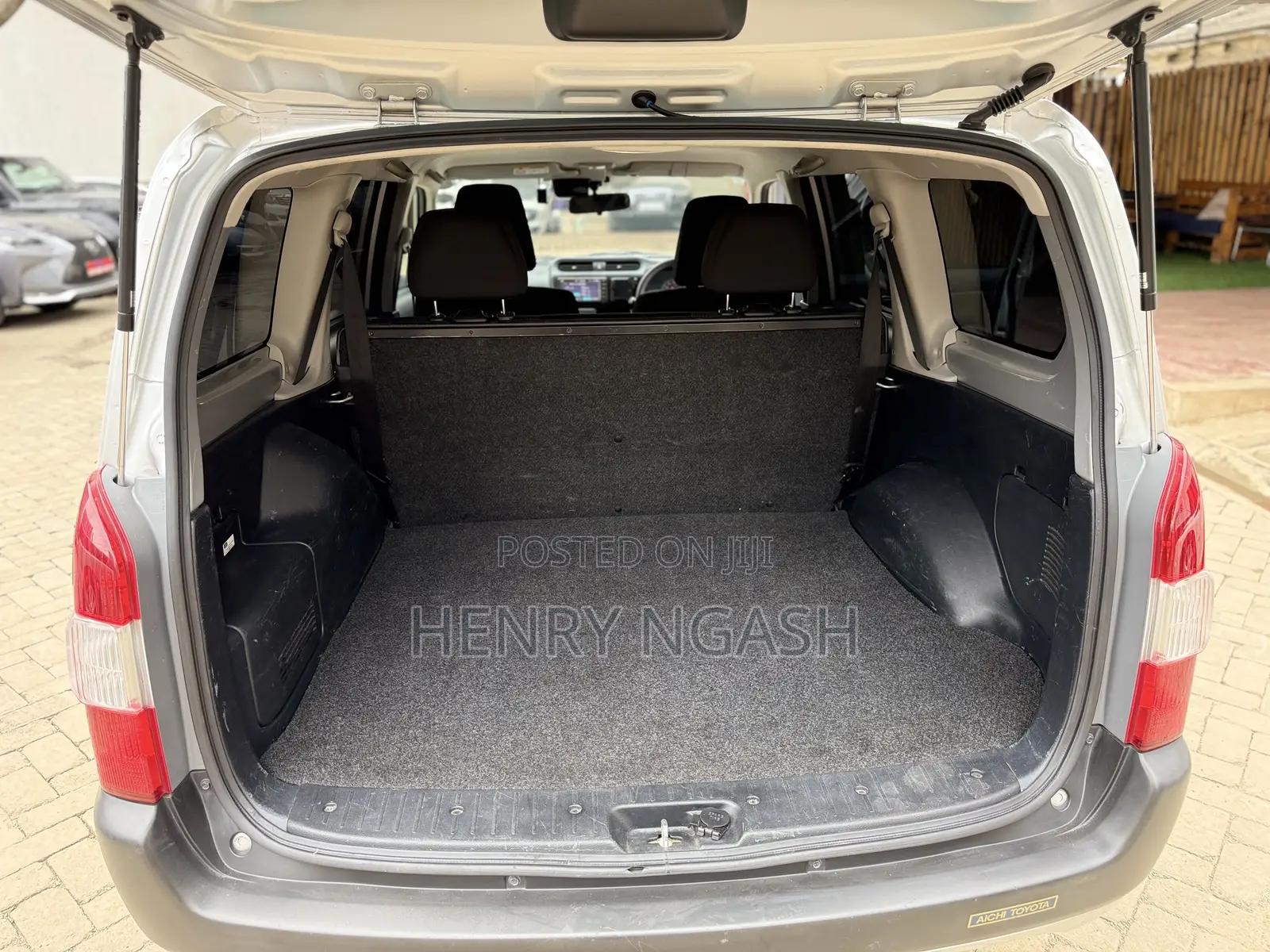 Toyota Probox 2022 Silver