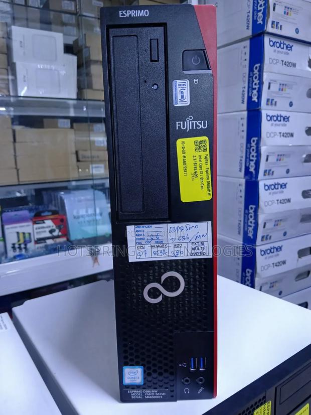 Desktop Computer Fujitsu 8GB Intel Core i3 HDD 500GB