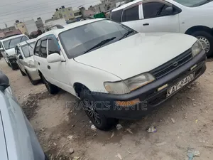 Toyota Corolla 1993 White