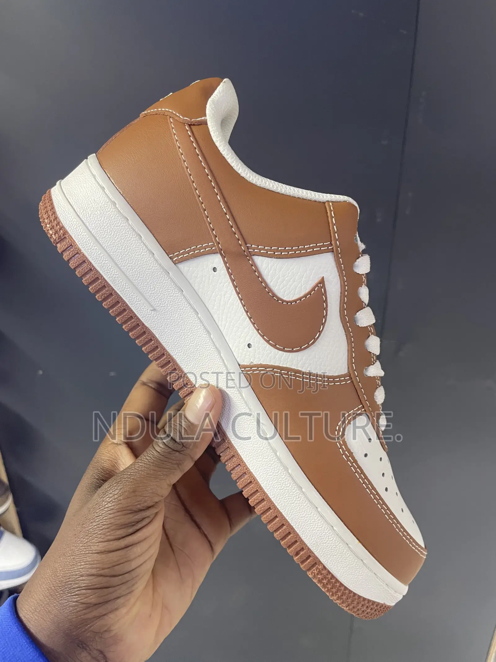 Labubu Airforce 1