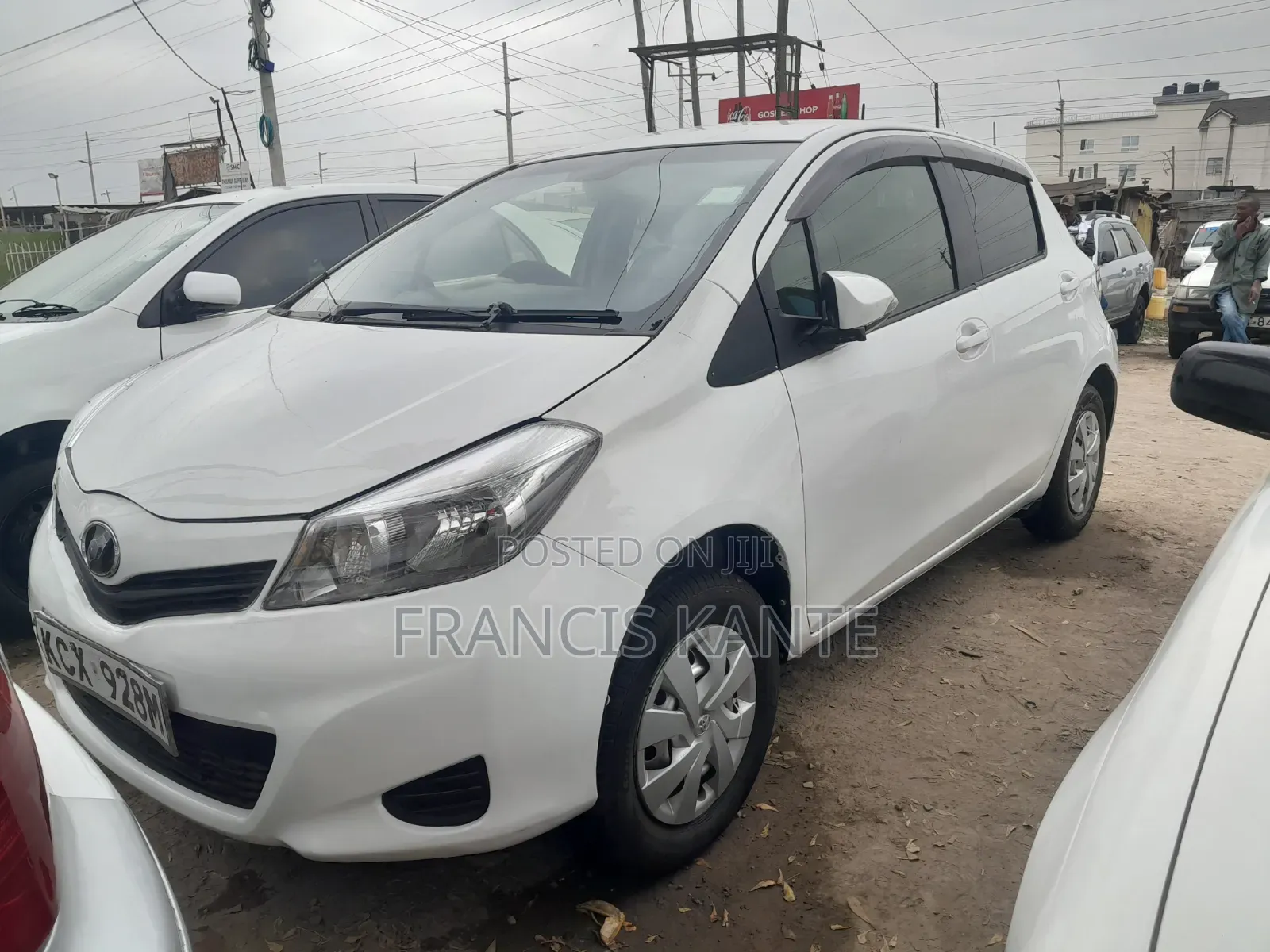 Toyota Vitz 2011 White