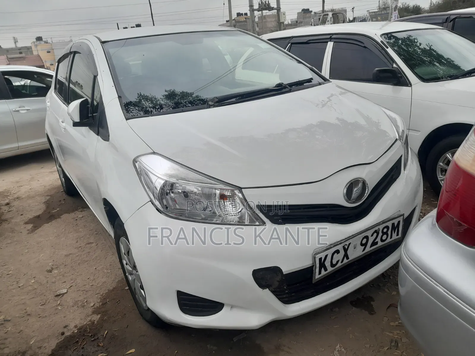 Toyota Vitz 2011 White
