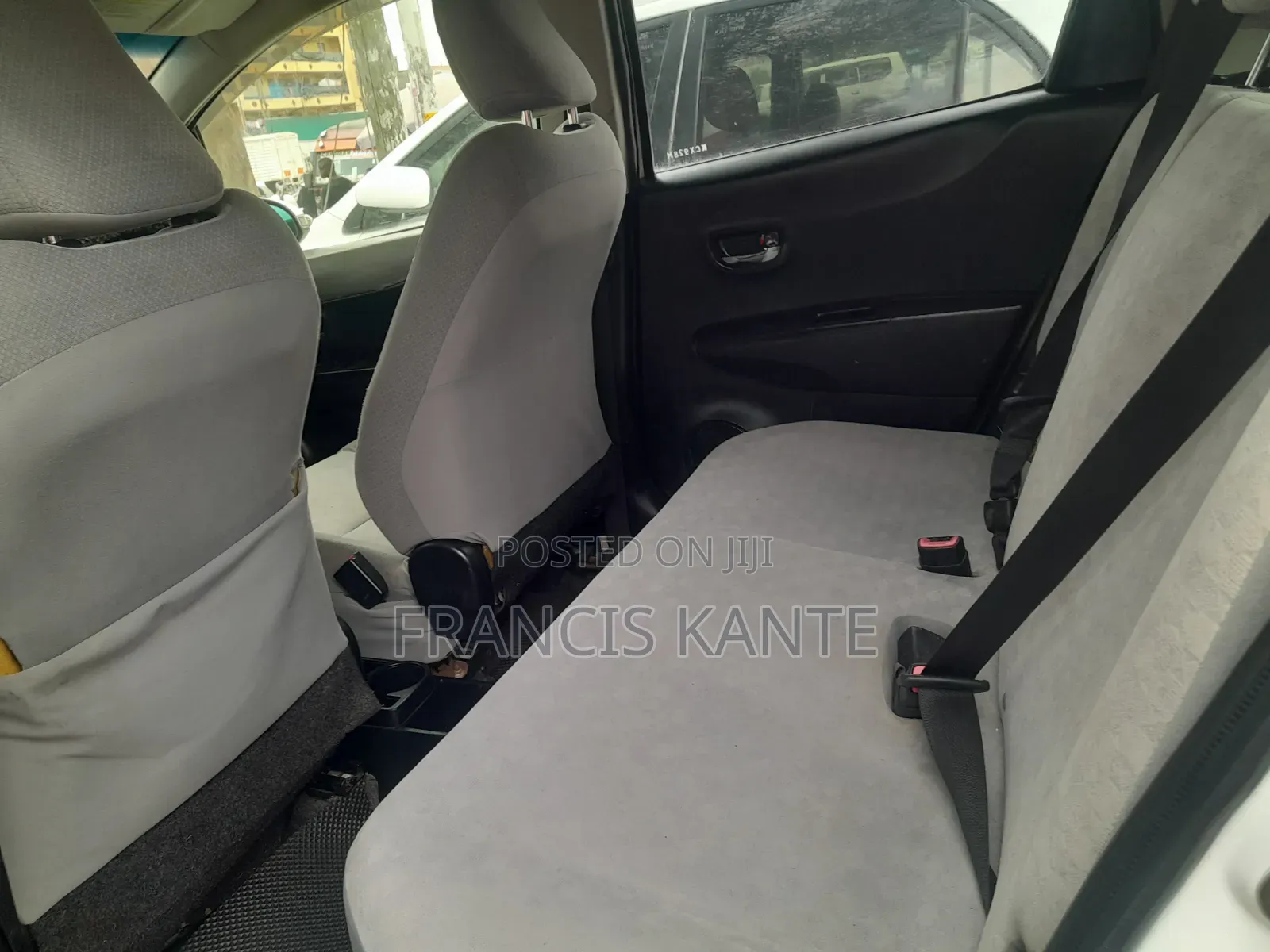 Toyota Vitz 2011 White
