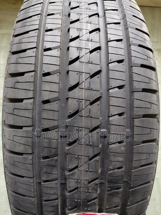 285/45r22 Bridgestone . - thumbnail 2