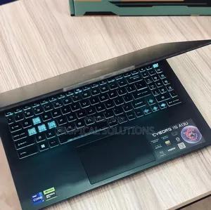 New Laptop MSI Cyborg 15 8GB Intel Core i5 SSD 512GB