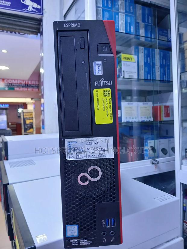 Desktop Computer Fujitsu 8GB Intel Core i7 HDD 320GB - main view