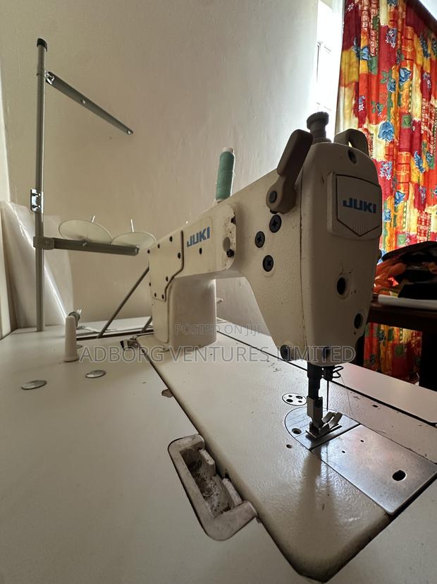 JUKI DDL-8100e Tailoring Machine - thumbnail 6