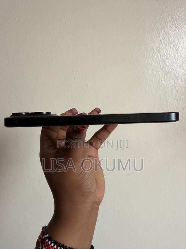Apple iPhone 15 Pro Max 256 GB Black - thumbnail 4