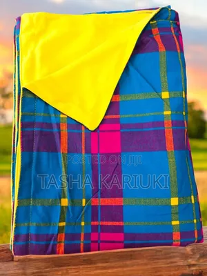 Deluxe Heavy Fleece Maasai Shuka – Warm, Stylish Comfortable