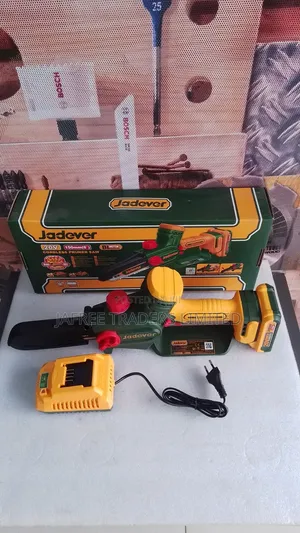 Cordless Pruner Saw