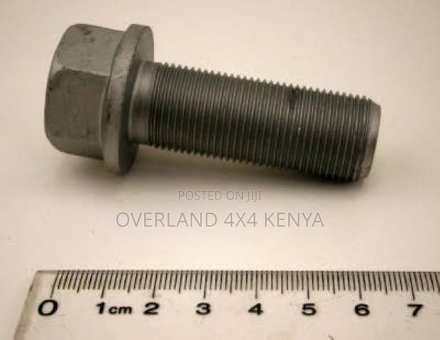 Defender Crankshaft Pulley Bolt -300TDi - thumbnail 2