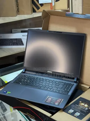 New Laptop MSI Vector 16 HX AI A2XWIG 32GB Intel Core Ultra 9 SSD 1T