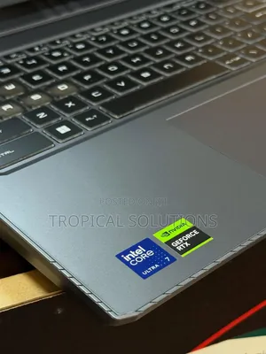 New Laptop MSI Vector 16 HX AI A2XWIG 32GB Intel Core Ultra 9 SSD 1T