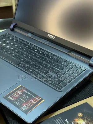 New Laptop MSI Vector 16 HX AI A2XWIG 32GB Intel Core Ultra 9 SSD 1T