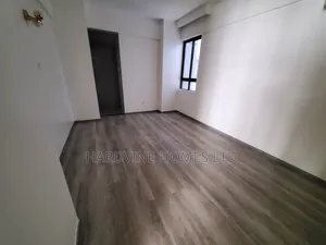 2bdrm Apartment in Valley Arcade for rent