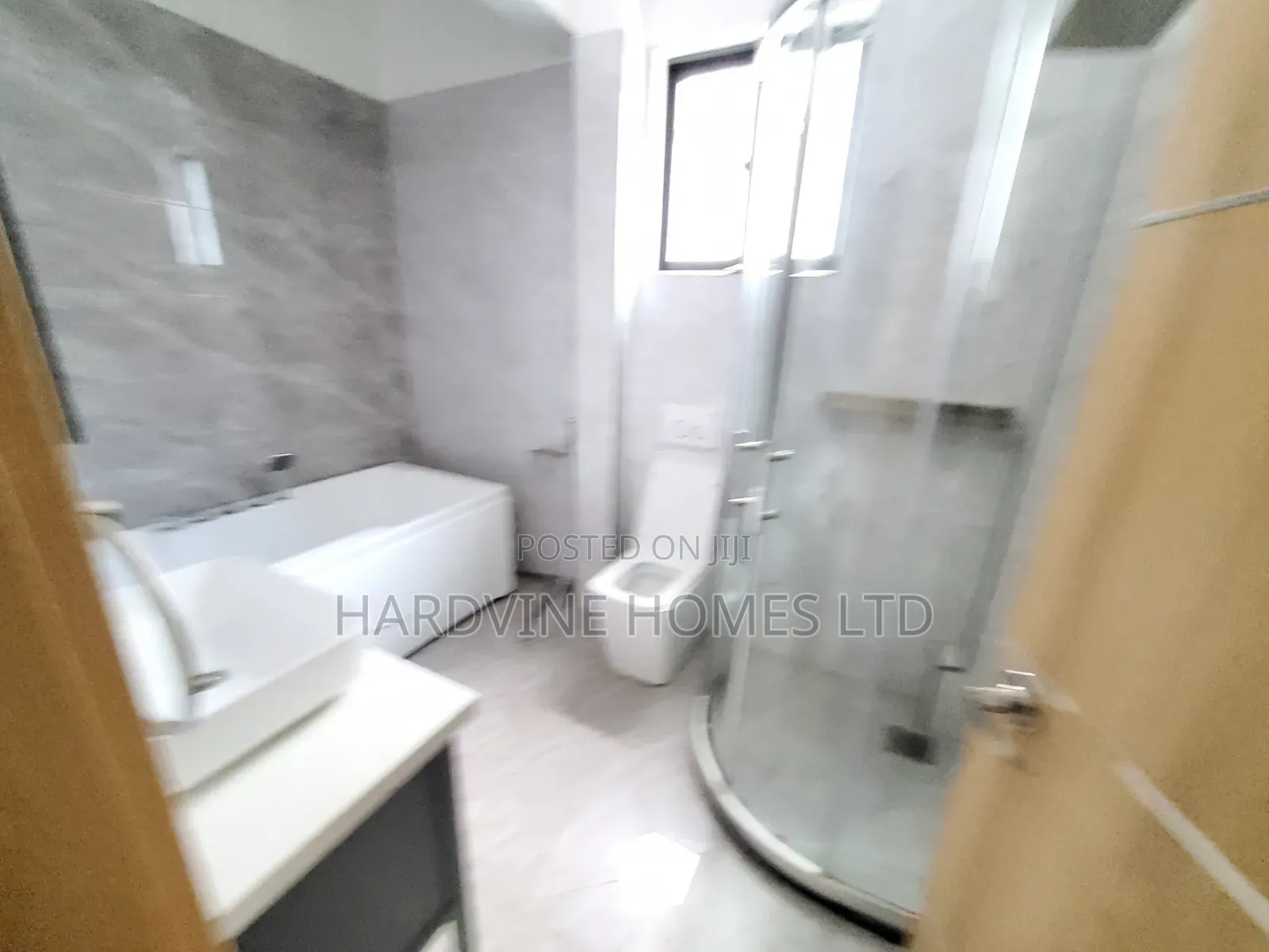 2bdrm Apartment in Valley Arcade for rent