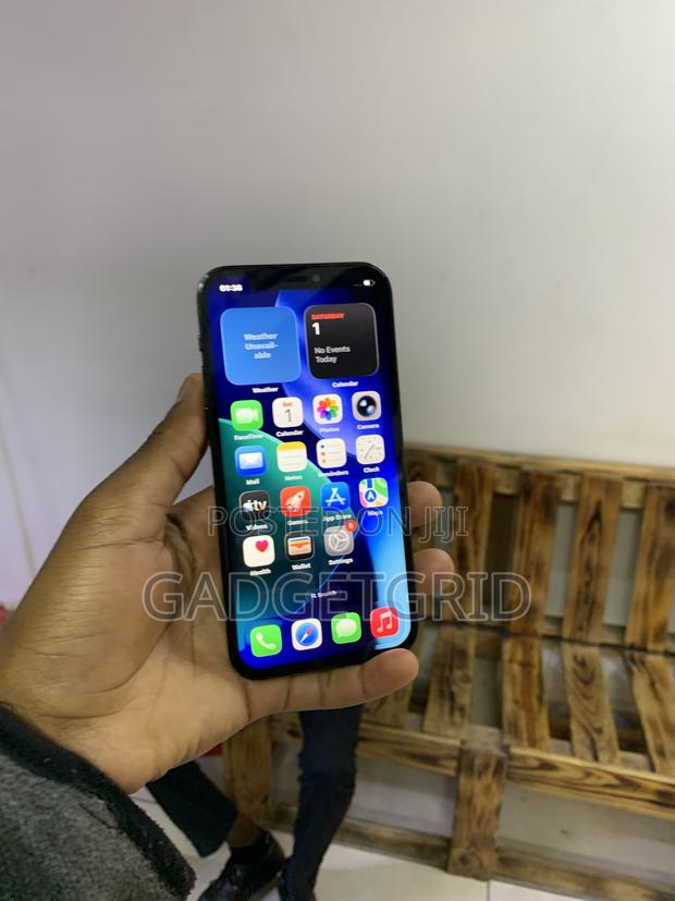 Apple iPhone 12 Pro 256 GB Blue - thumbnail 2