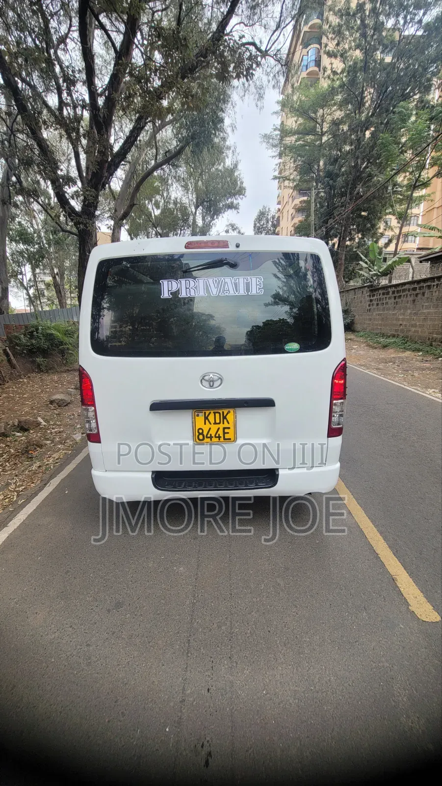 Toyota HiAce 2015 White