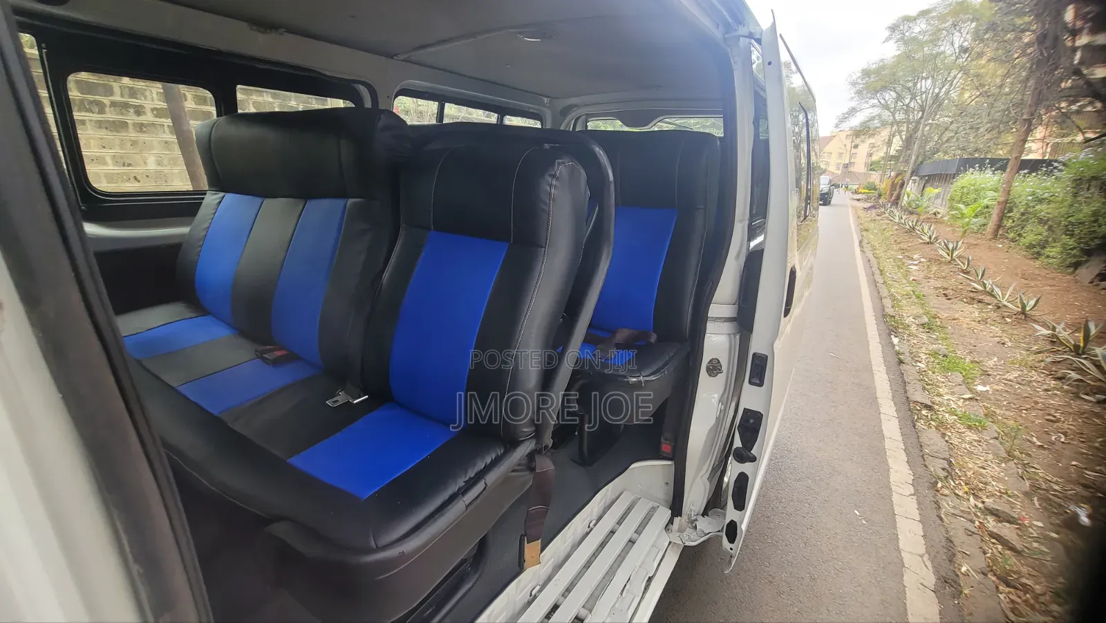 Toyota HiAce 2015 White