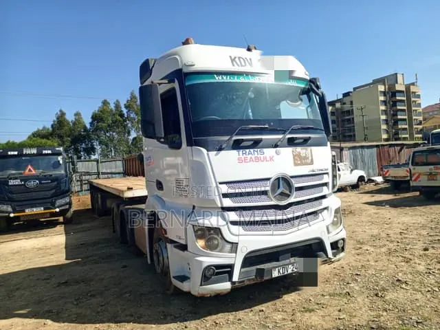 Mercedes Benz Actros 2545