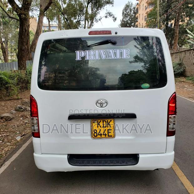 Toyota HiAce 2016 White - thumbnail 5