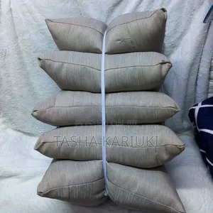 Multicoloured 5pcs Throw Pillows