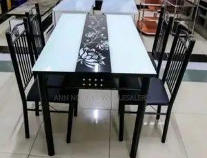 White 6 Sitter Dinning Table